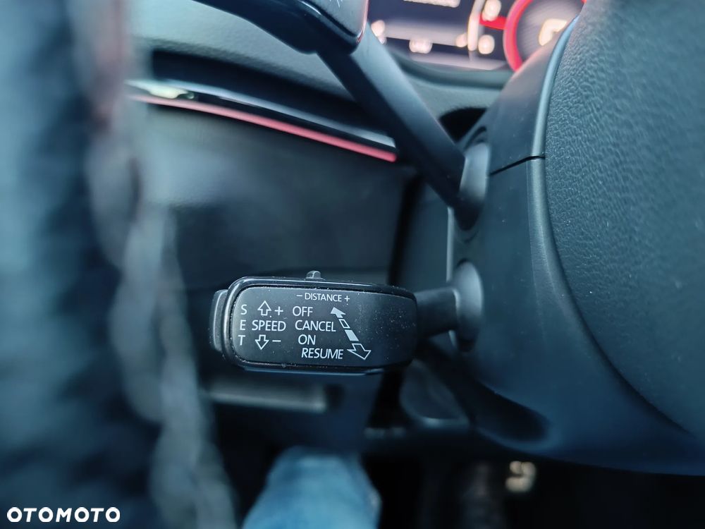 Skoda Karoq 1.5 TSI ACT Sportline - 11