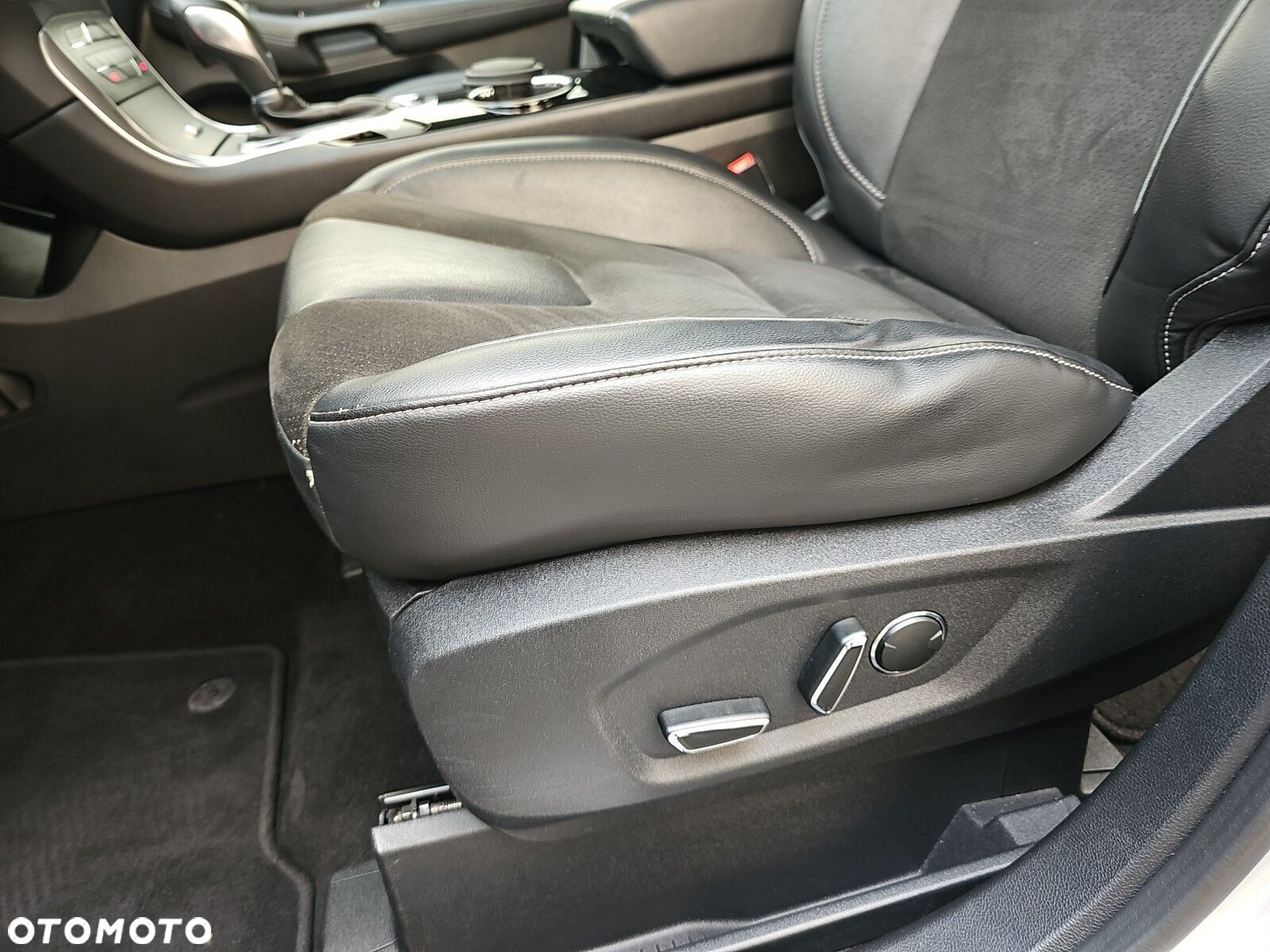 Ford S-Max - 28
