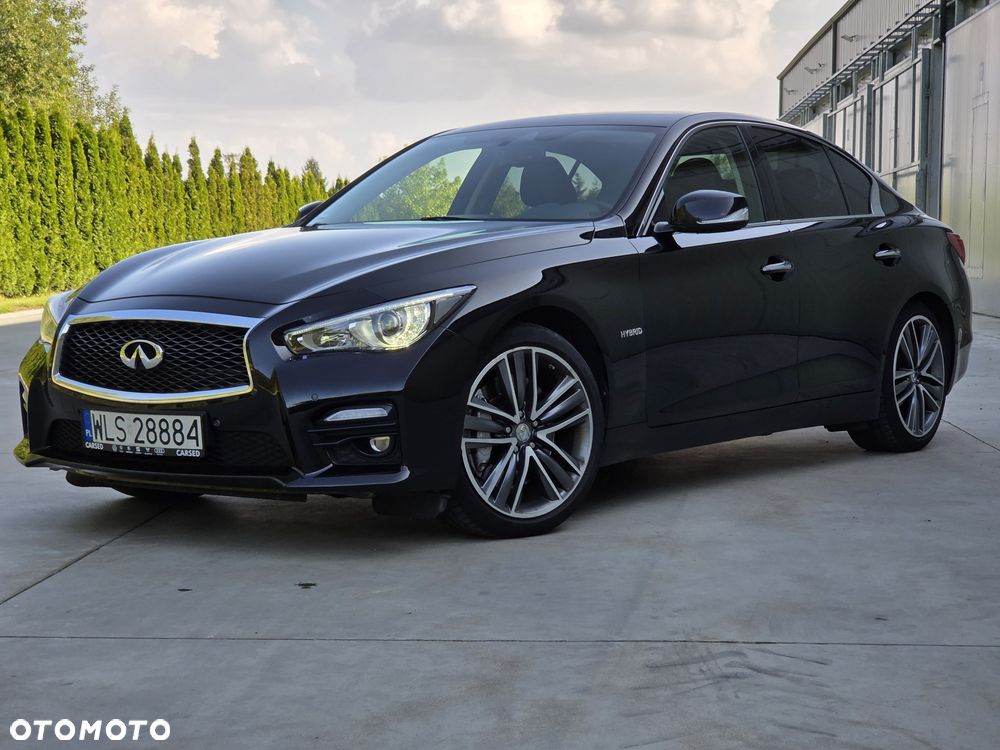Infiniti Q50 - 1
