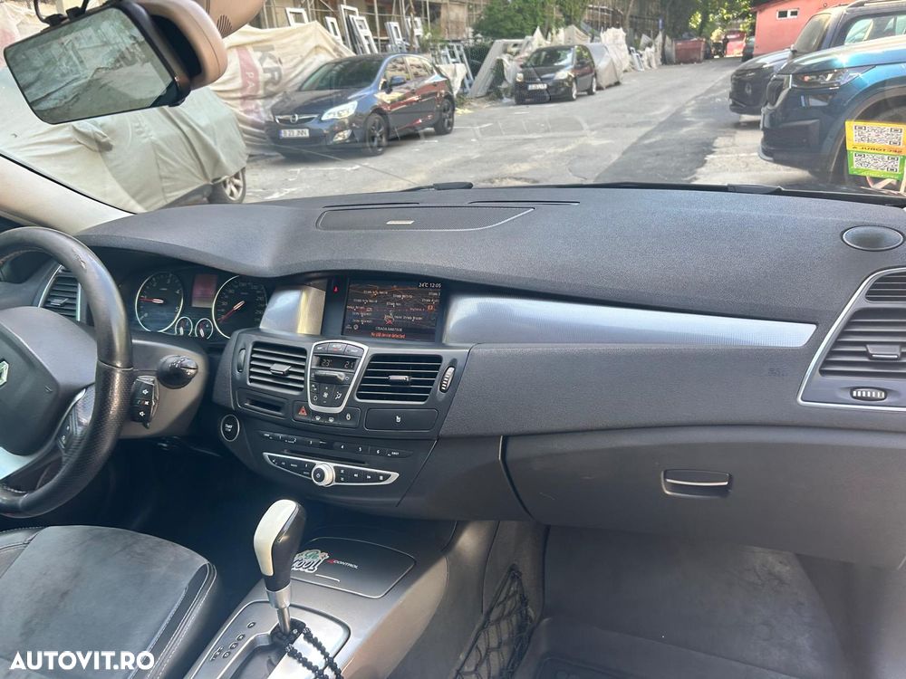 Renault Laguna dCi 175 FAP Aut. Bose Edition - 6