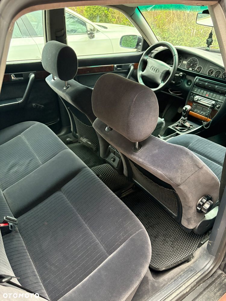 Audi A6 Limousine 2.8 - 9