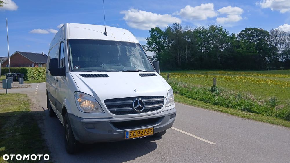 Mercedes-Benz VITO - 1