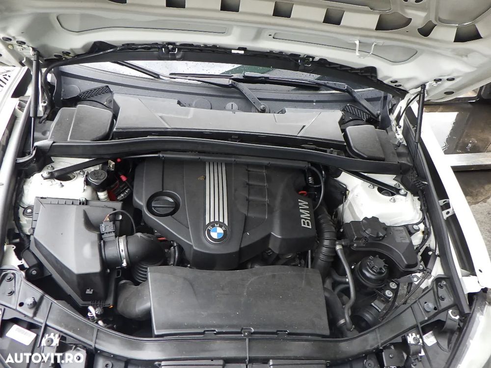 Dezmembrez BMW  X1 e 84 , an 2011 ,2,0 D , cod motor N47D20A - 6
