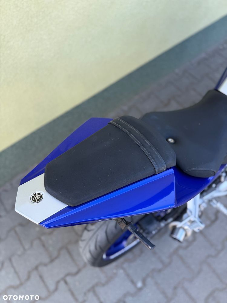Yamaha YZF - 12