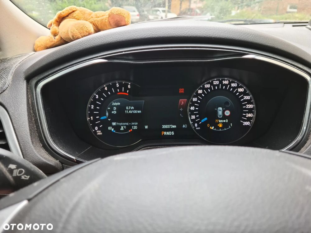 Ford Mondeo 2.0 TDCi Titanium PowerShift - 11