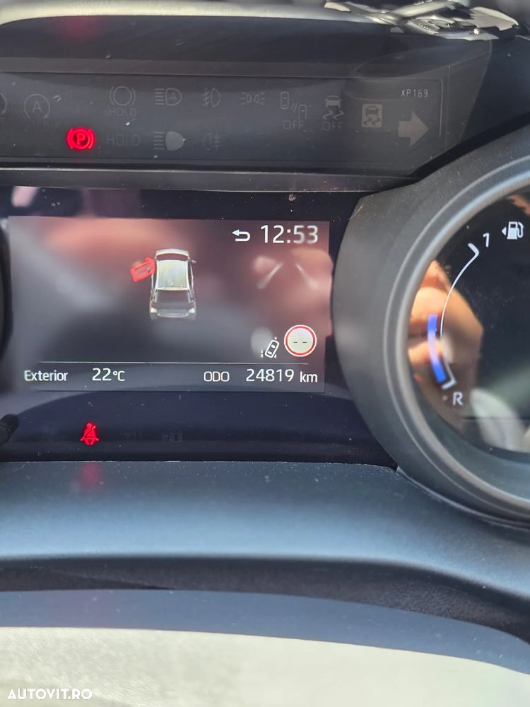 Toyota Yaris 1.5 VVT-i HSD Dynamic - 6