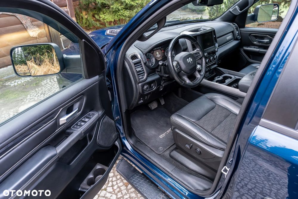 Dodge RAM 5.7 4x4 - 21