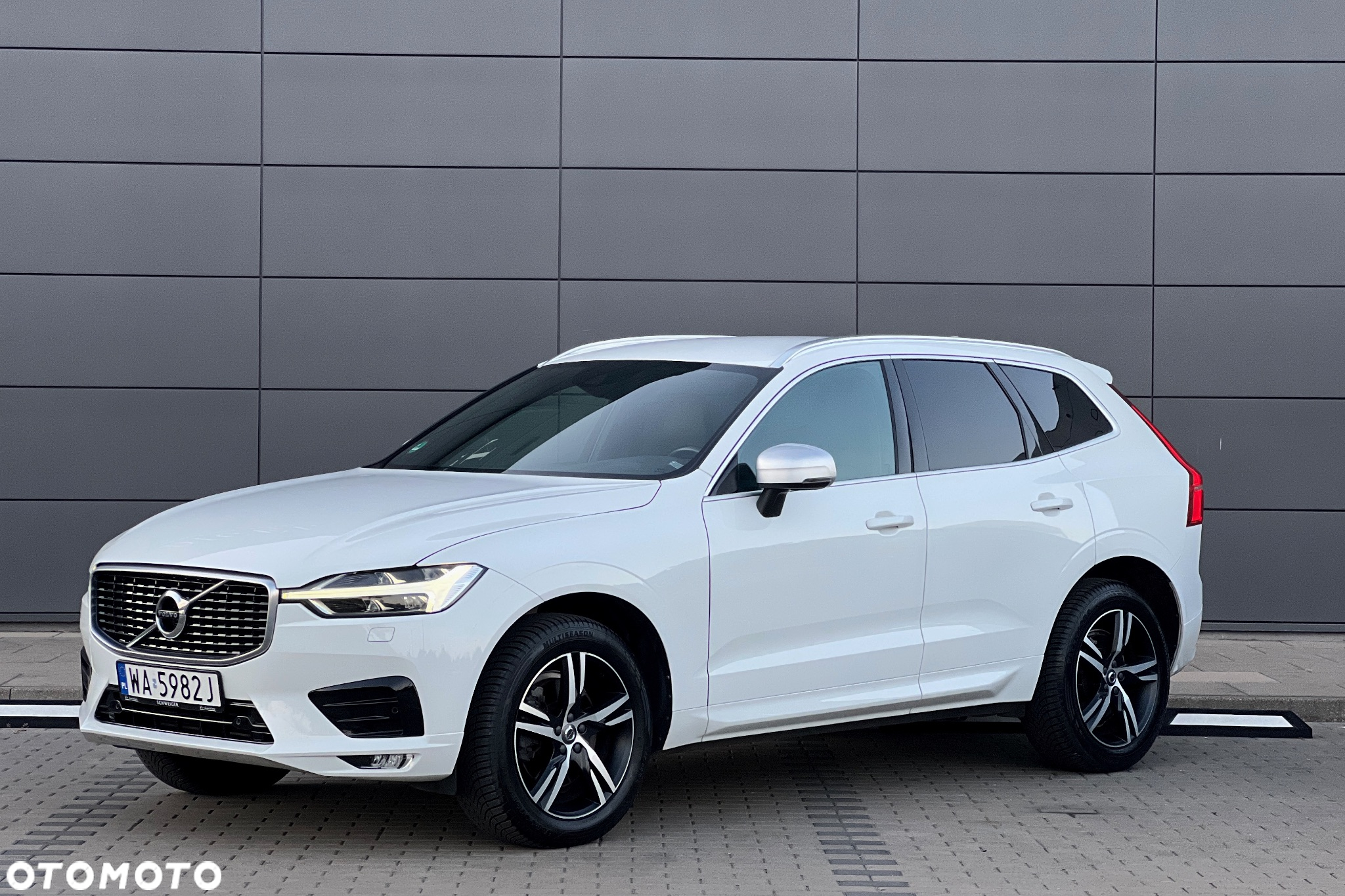 Volvo XC 60 D4 AWD R-Design - 15