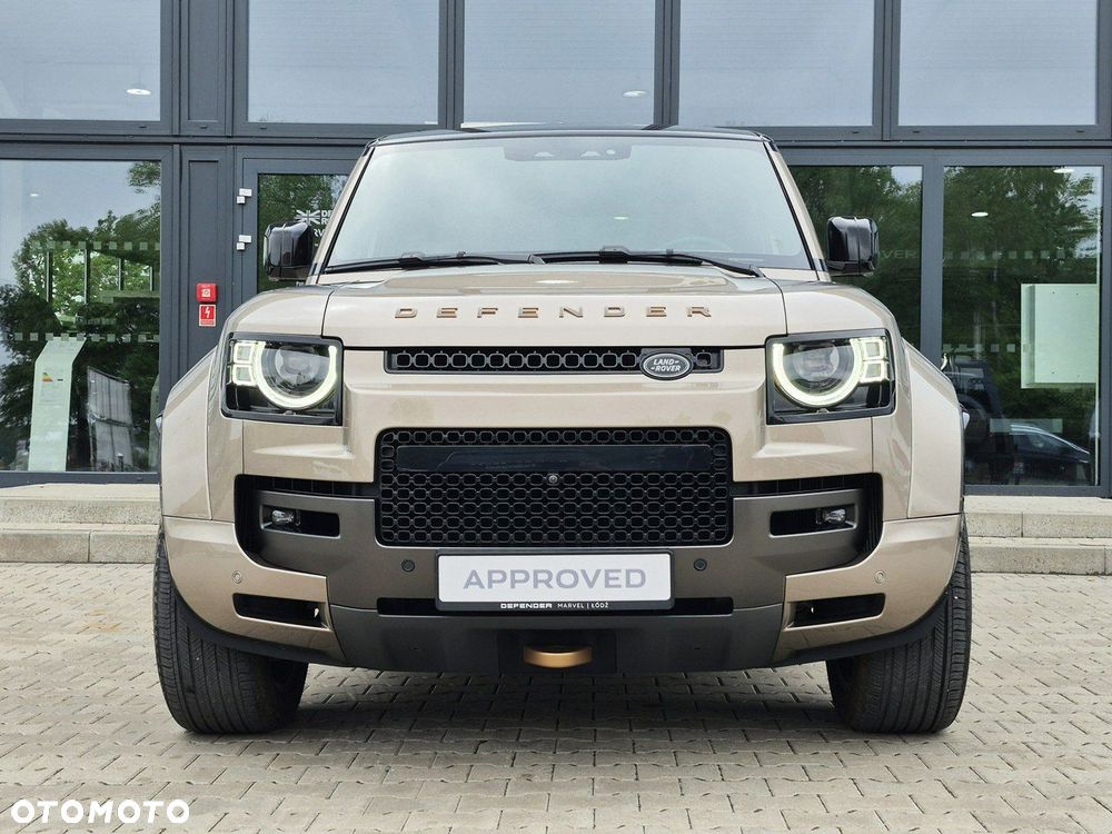 Land Rover Defender - 4