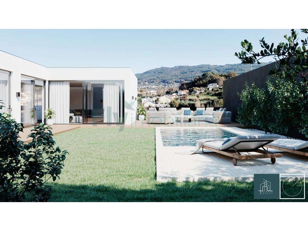 Moradia T3 com 3 Suites no Empreendimento Vale do Sol - Grande imagem: 2/11