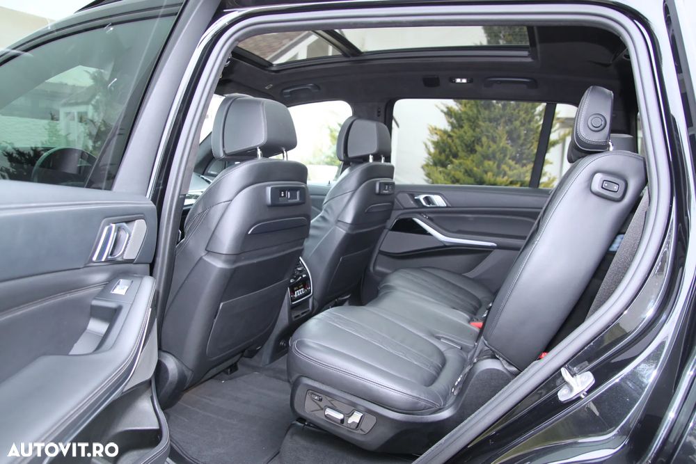 BMW X7 - 21