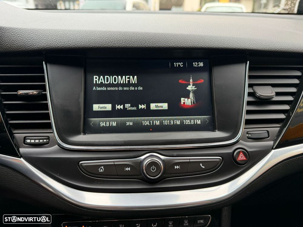 Opel Astra Sports Tourer - 22