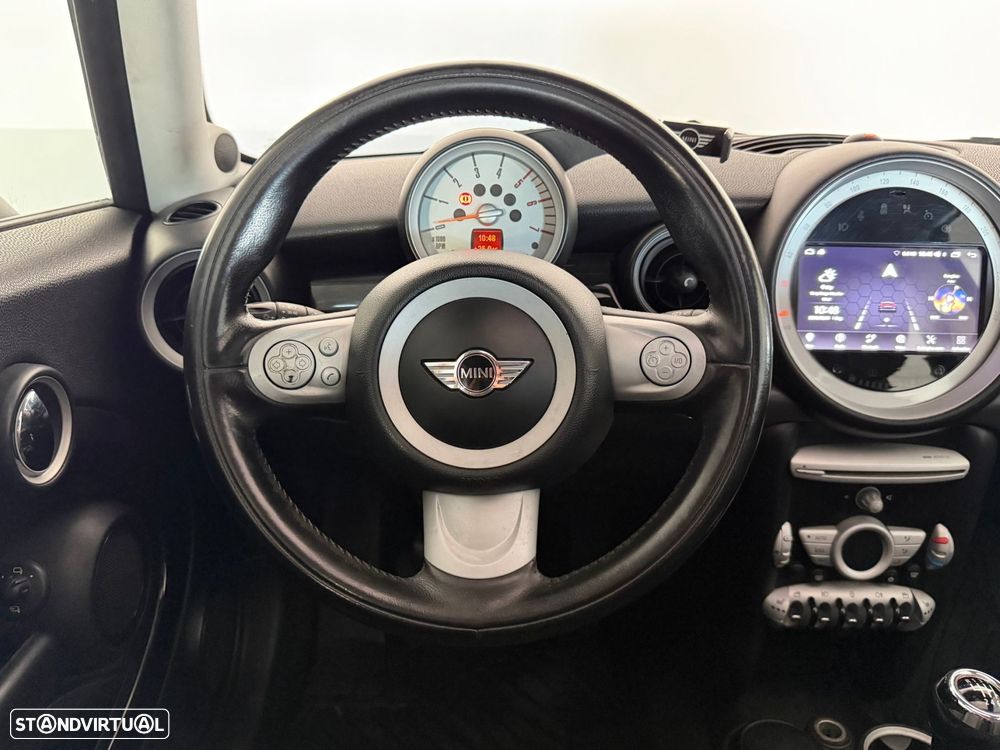 MINI Clubman Cooper D - 18