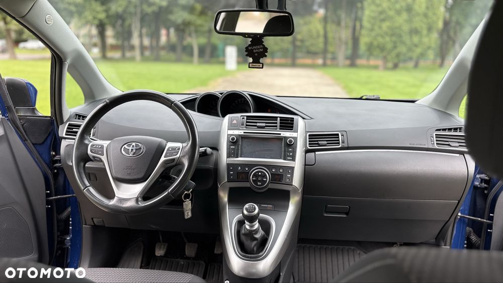 Toyota Verso - 5