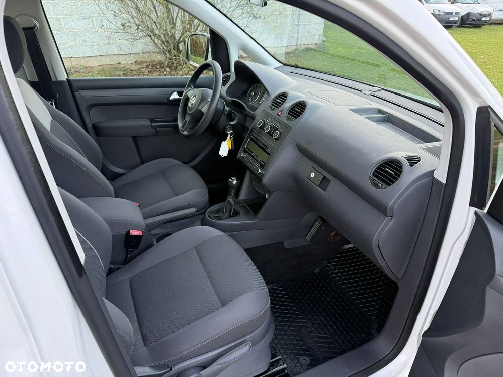 Volkswagen Caddy - 9