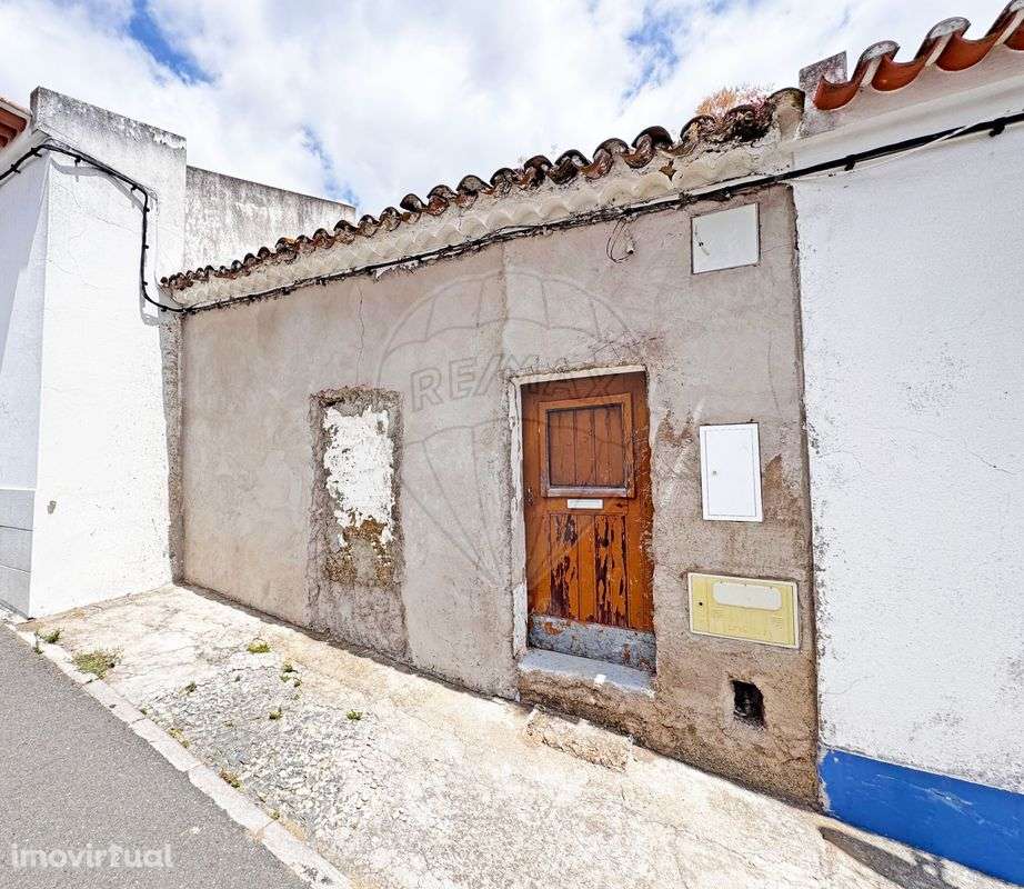 Moradia T2 para venda - Grande imagem: 2/26