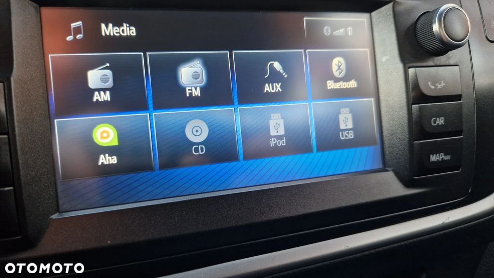 Toyota Auris 1.8 HSD Luna - 21