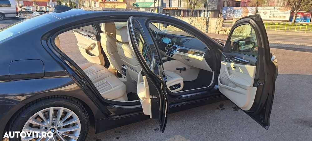 BMW Seria 5 520d Aut. Luxury Line - 6