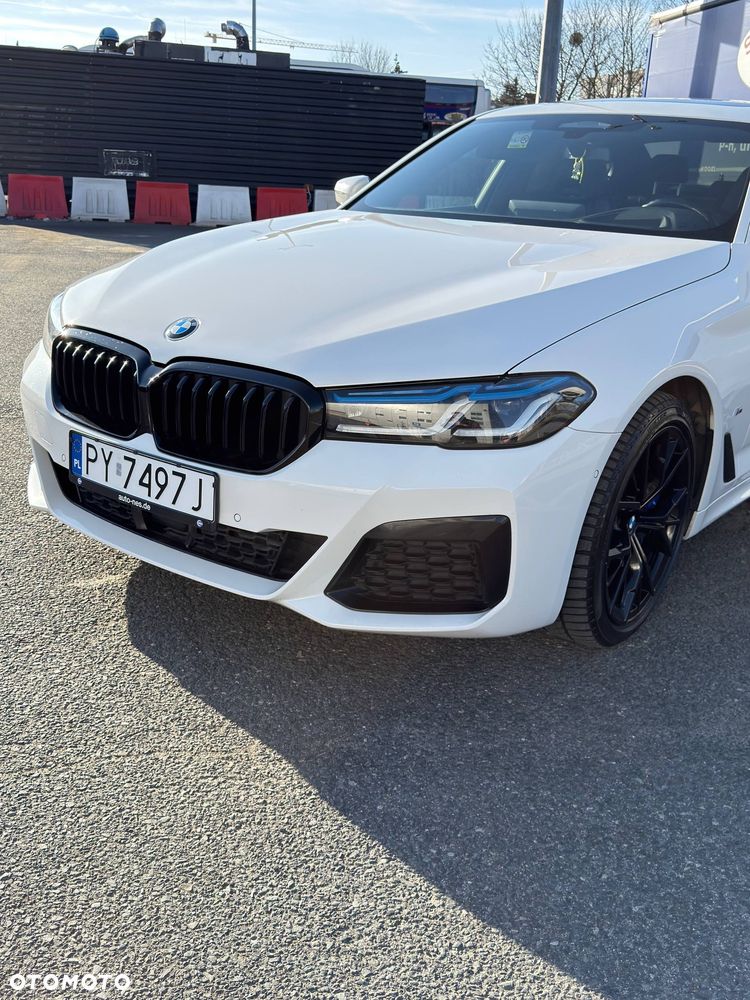 BMW Seria 5 520d xDrive M Sport sport - 2
