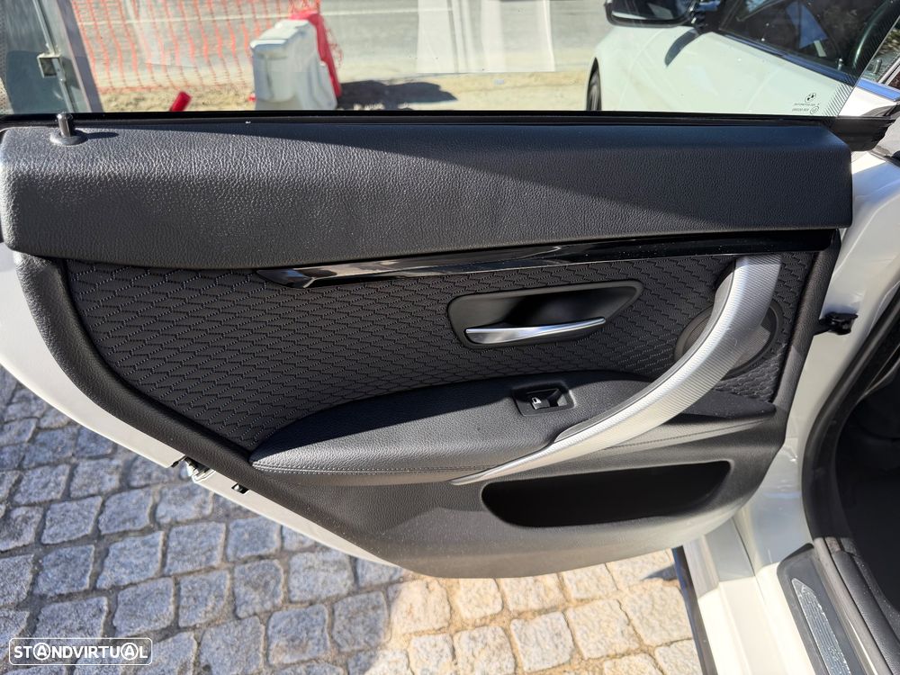 BMW 418 Gran Coupé d Pack M - 36