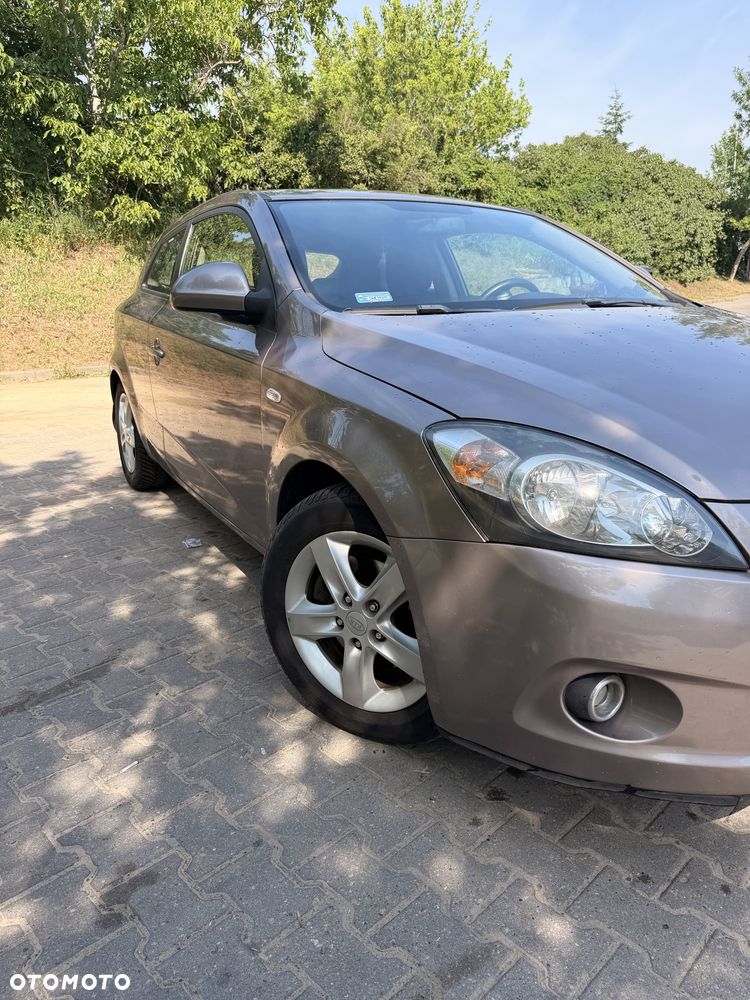 Kia Ceed - 2