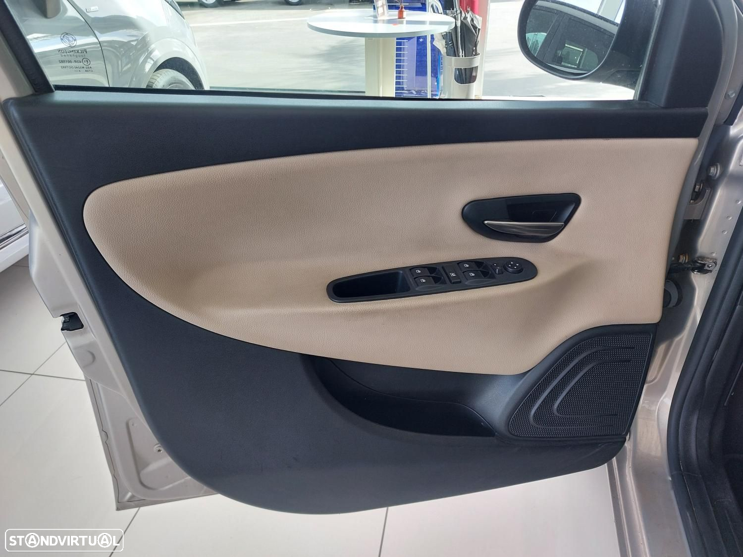 Lancia Ypsilon 1.2 S&S Fashion - 12