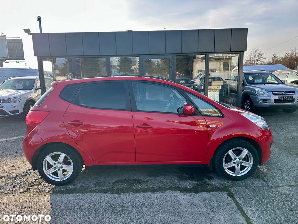 Kia Venga 1.4 CVVT Business Line - 11