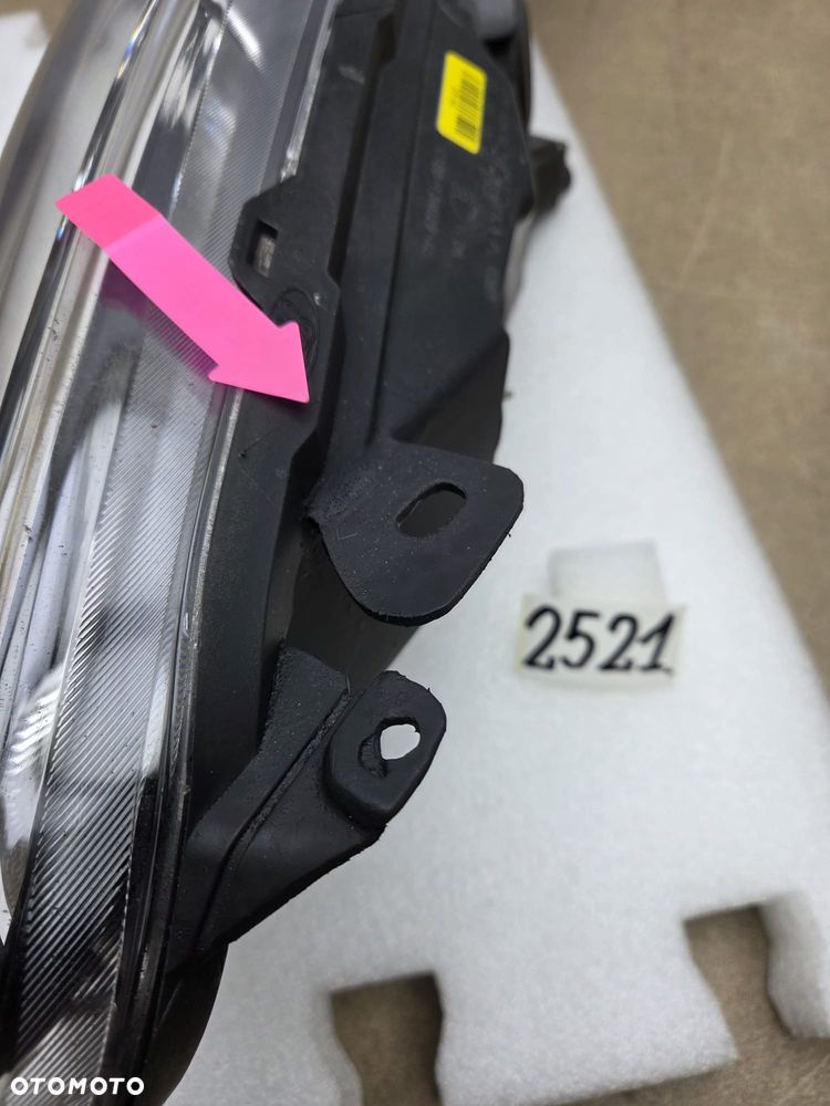 Ford Fiesta mk7 lift 12-17r C1BB13W029AG lampa prawy prawa przód przednia - 5