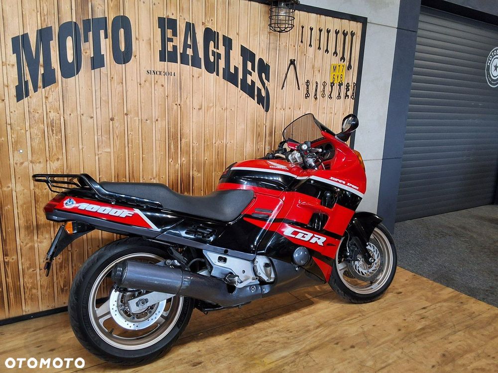 Honda CBR - 22
