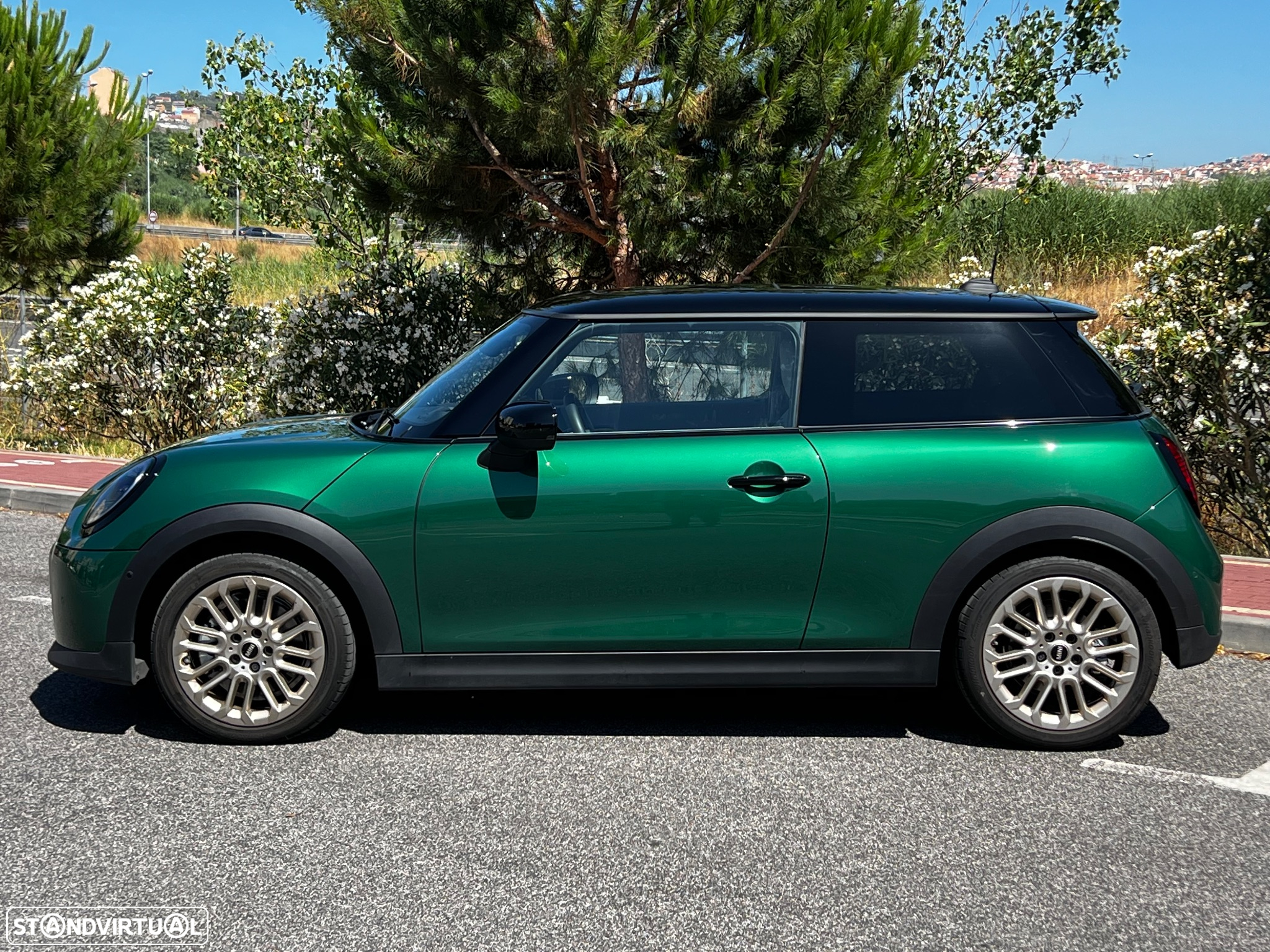 MINI 3 Portas Cooper C Favoured M - 5