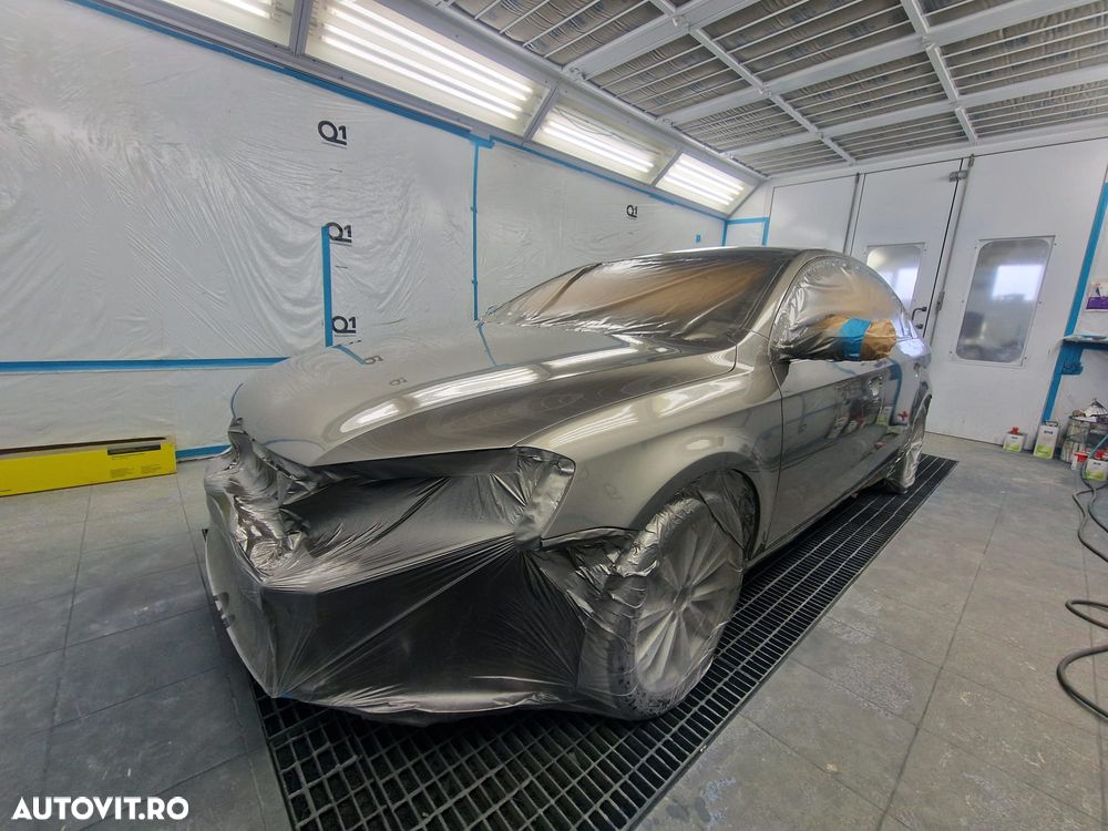 Volkswagen Passat 2.0 TDI BlueMotion Tehnology 4Motion Comfortline - 31