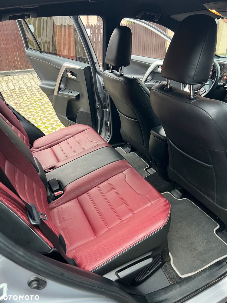 Toyota RAV4 Hybrid Selection 4x4 - 20