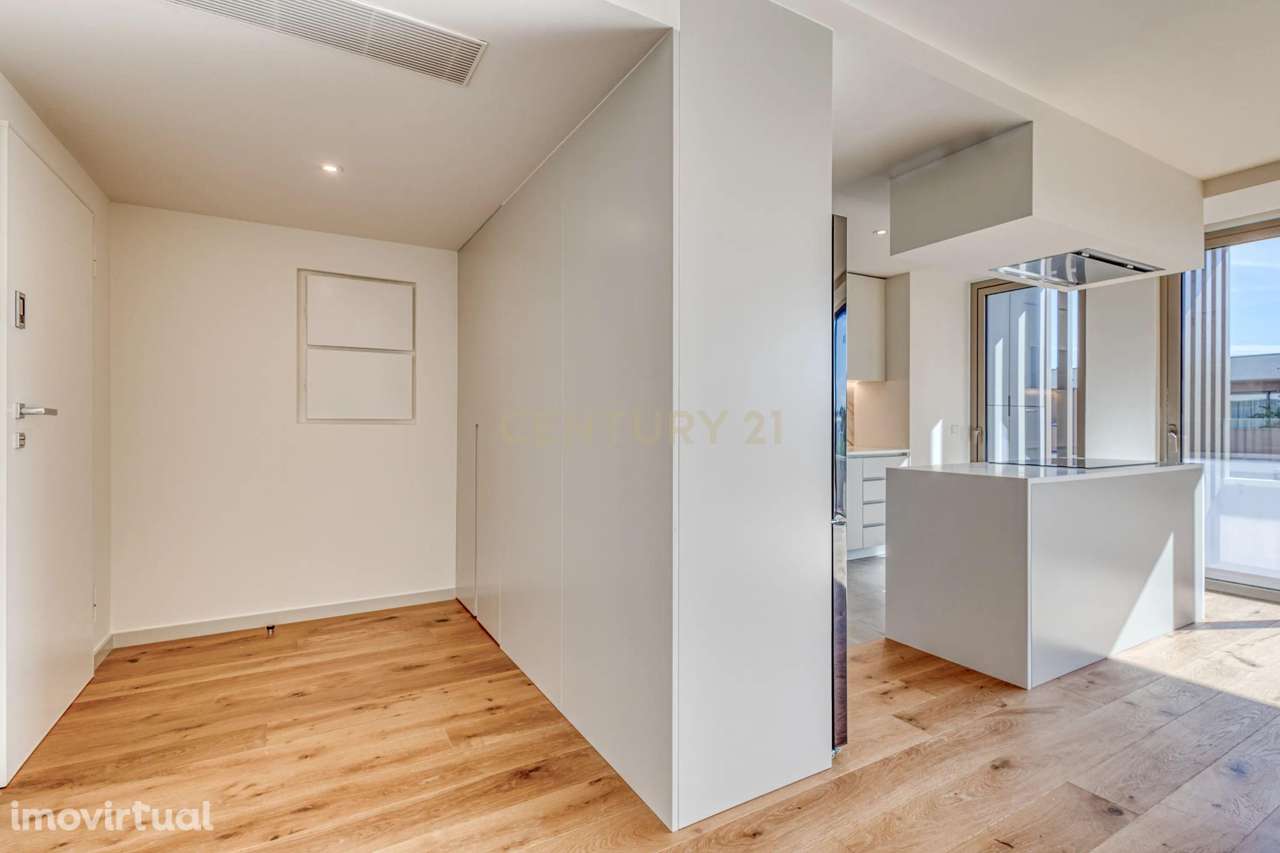 Apartamento T3 – Empreendimento Magnólia | Avenida João Silva Pinto - Grande imagem: 4/39