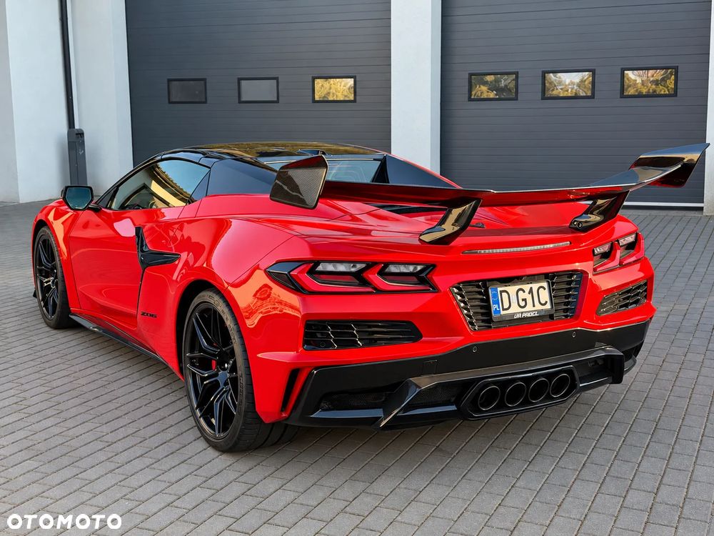 Chevrolet Corvette - 2