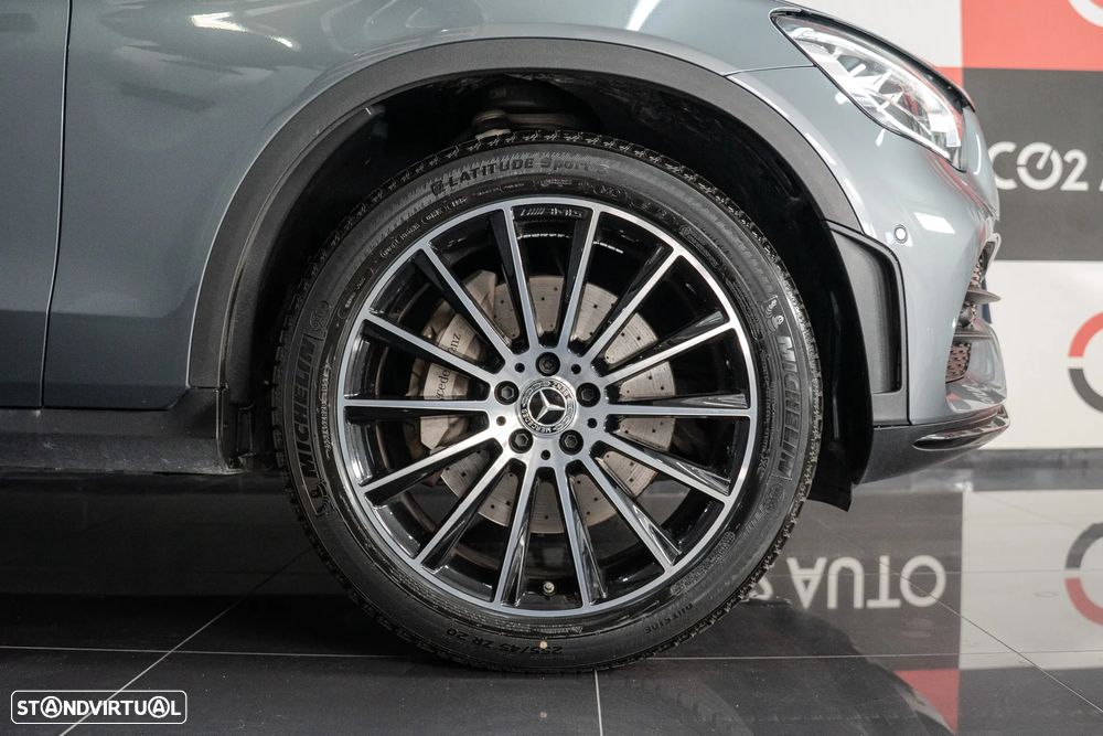 Mercedes-Benz GLC 300 - 4