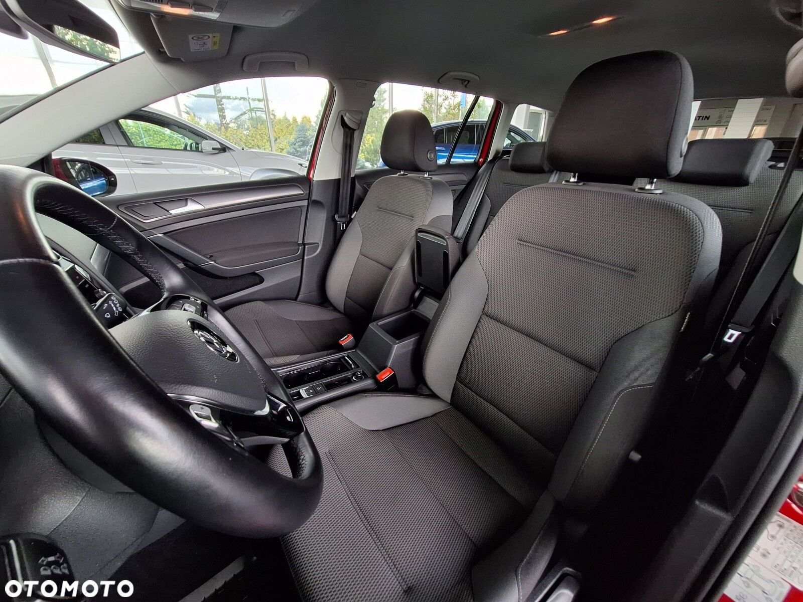 Volkswagen Golf VII 1.5 TSI BMT Comfortline - 17