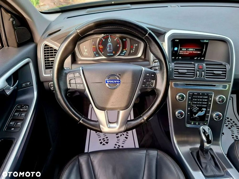 Volvo XC 60 - 18