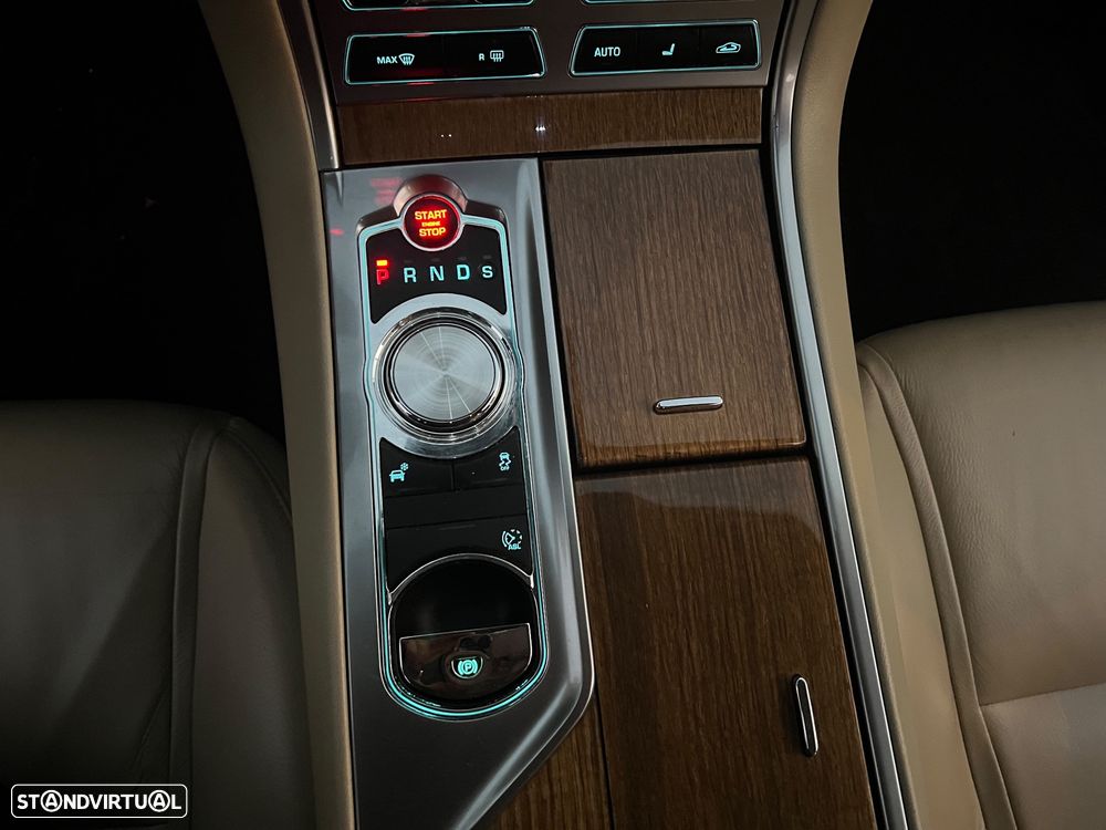 Jaguar XF Sportbrake 2.2 D Premium Luxury - 45