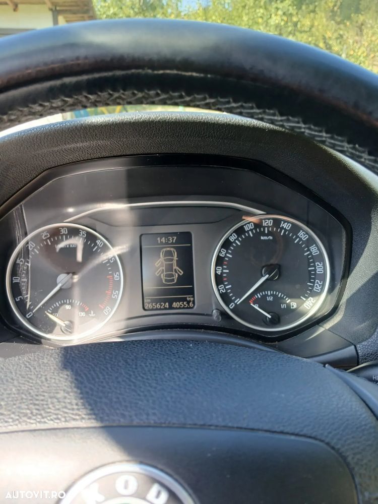 Skoda Octavia 2.0 TDI Business - 3