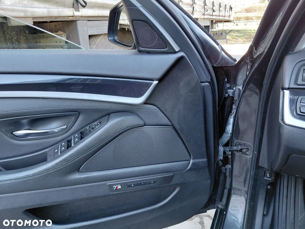 BMW Seria 5 520d Modern Line - 23