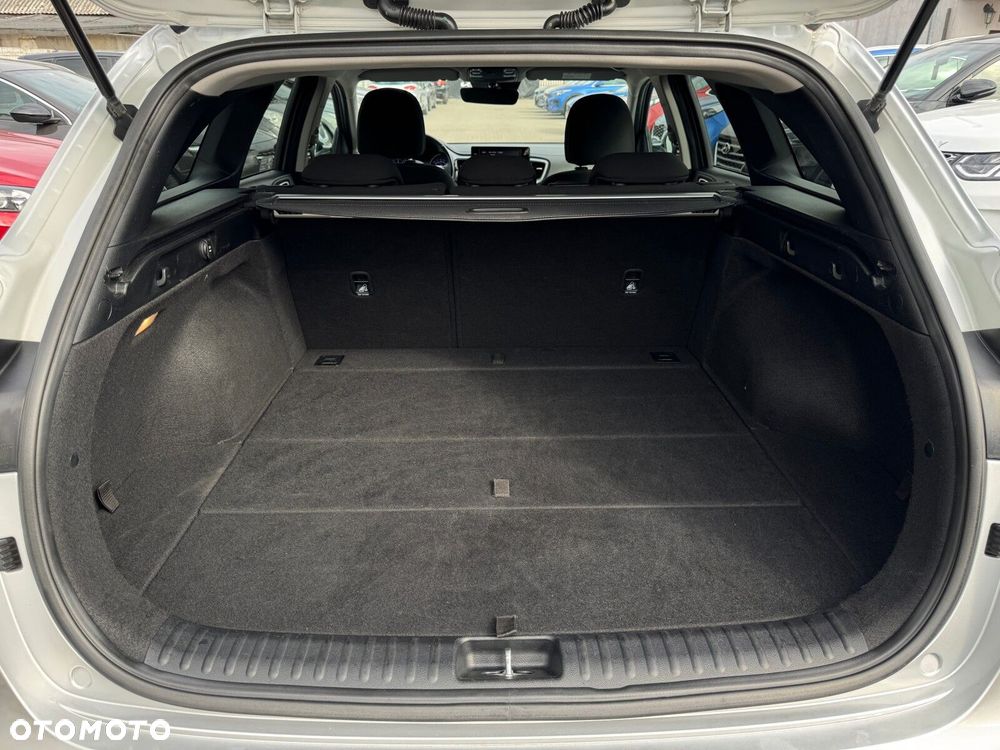 Kia Ceed 1.5 T-GDI M - 13