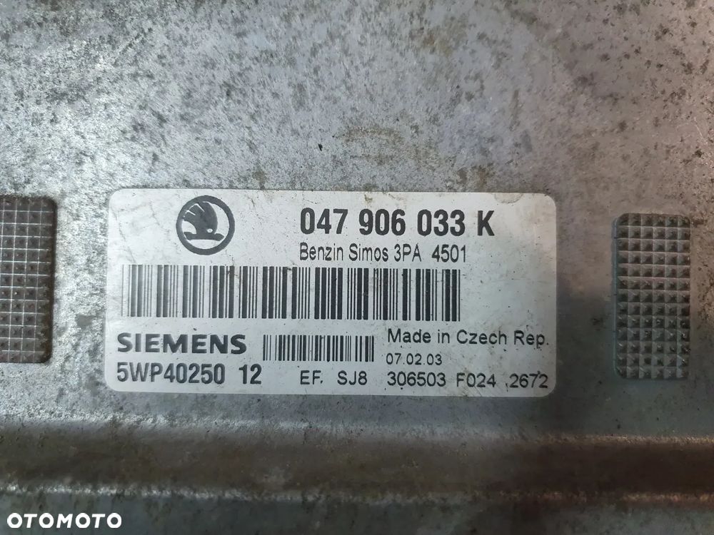 SKODA FABIA I 1.4 MPI STEROWNIK SILNIKA 047906033K 5WP40250 - 2