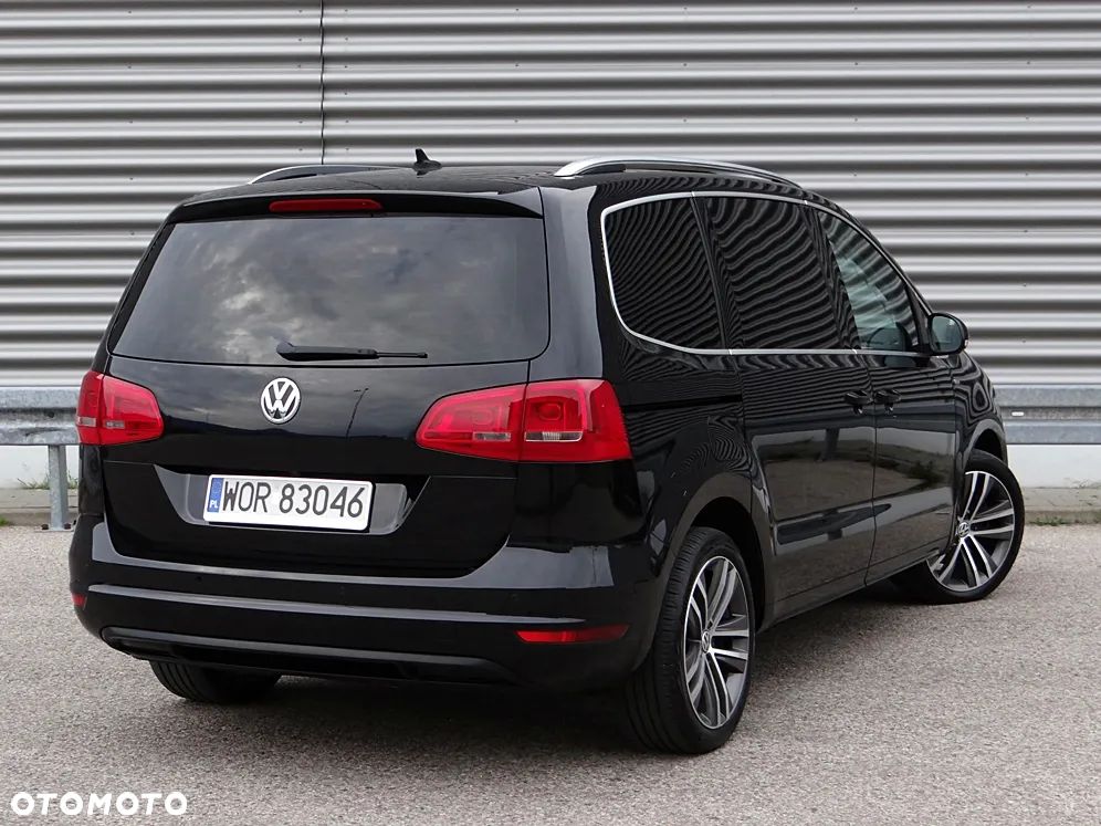 Volkswagen Sharan 2.0 TDI DSG Highline - 3
