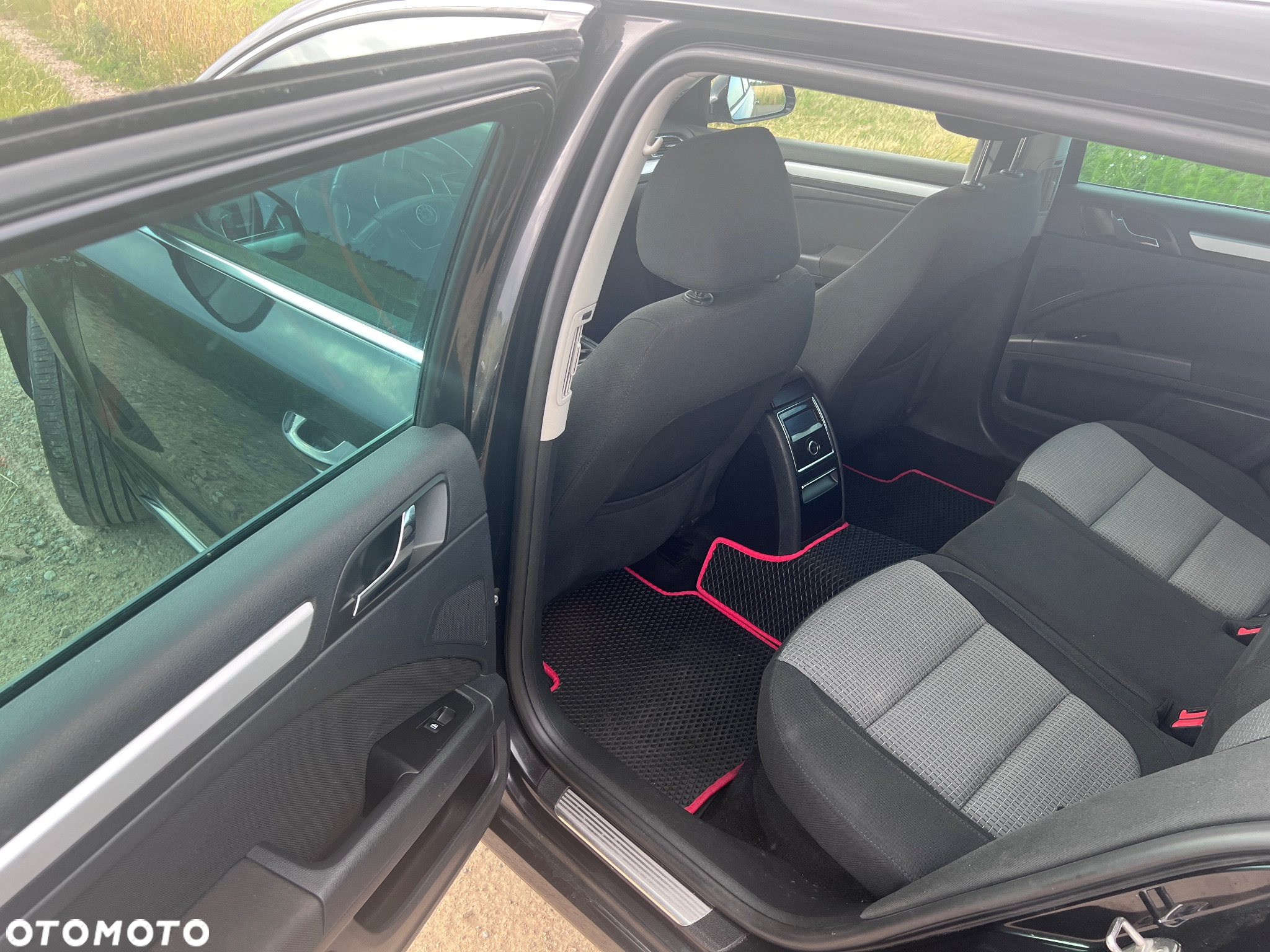 Skoda Superb 1.6 TDI Active Greenline - 11