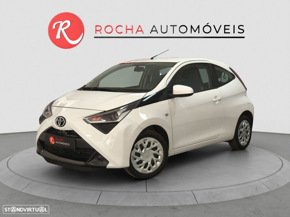 Toyota Aygo 1.0 X-Play - 1