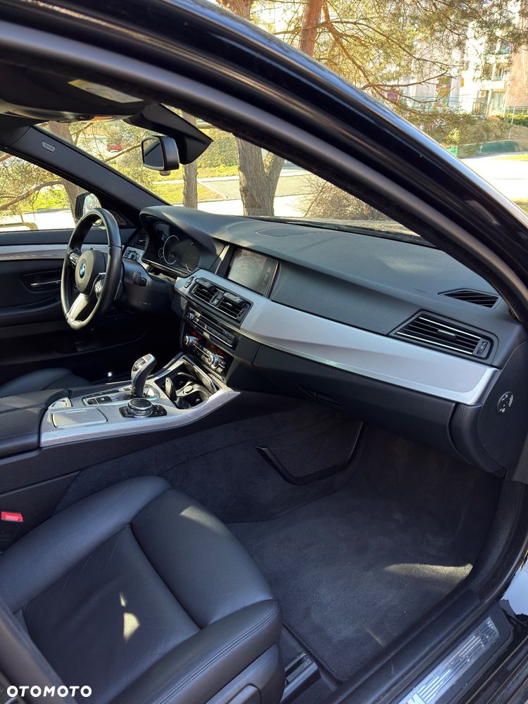 BMW Seria 5 530d xDrive - 21