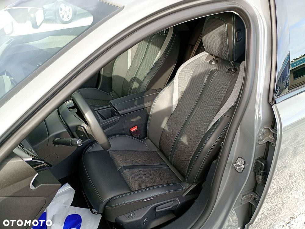 Peugeot 308 1.5 BlueHDi Allure Pack S&S EAT8 - 21