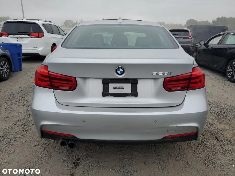 BMW Seria 3 328i xDrive Sport-Aut Sport Line - 6