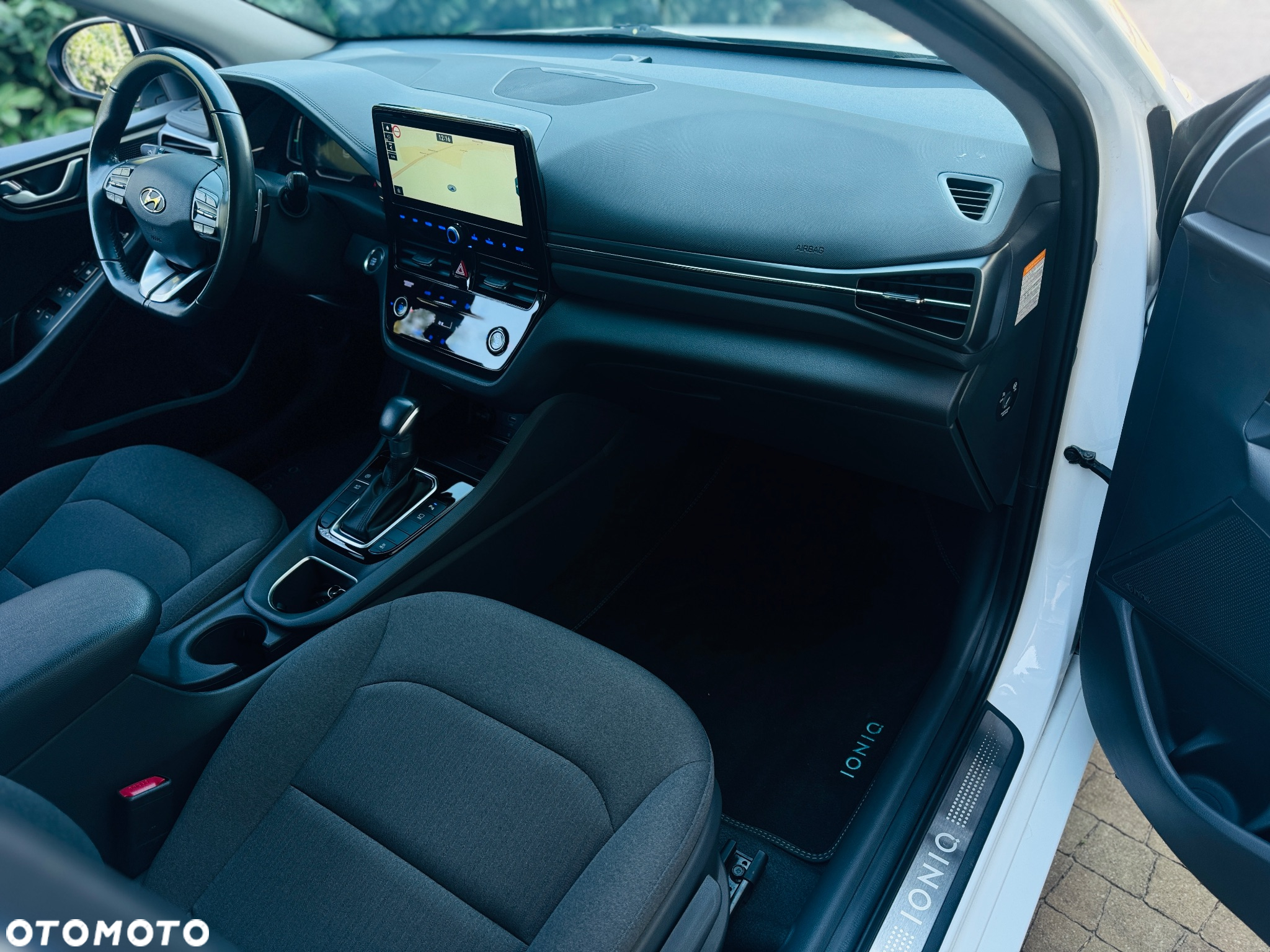 Hyundai IONIQ Plug-in-Hybrid 1.6 GDI Premium - 37