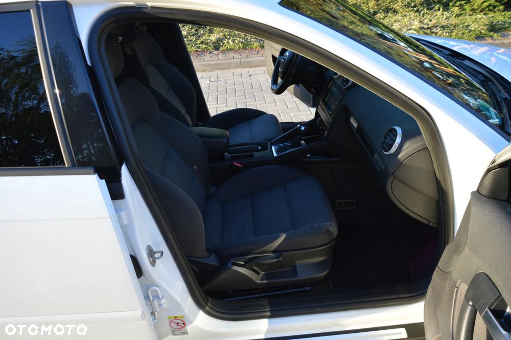 Audi A3 Sportback 2.0 TDI DPF S line Sportpaket - 16